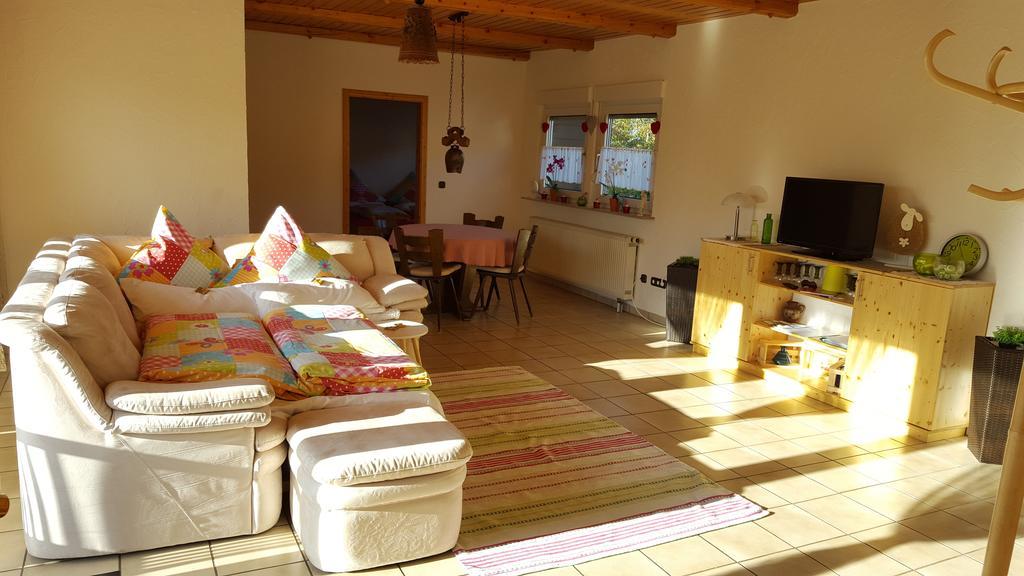 Ferienwohnung Weingut Leis Oestrich-Winkel Zimmer foto