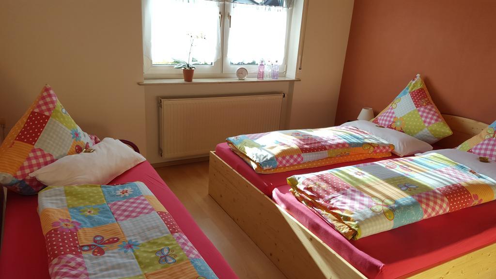 Ferienwohnung Weingut Leis Oestrich-Winkel Zimmer foto